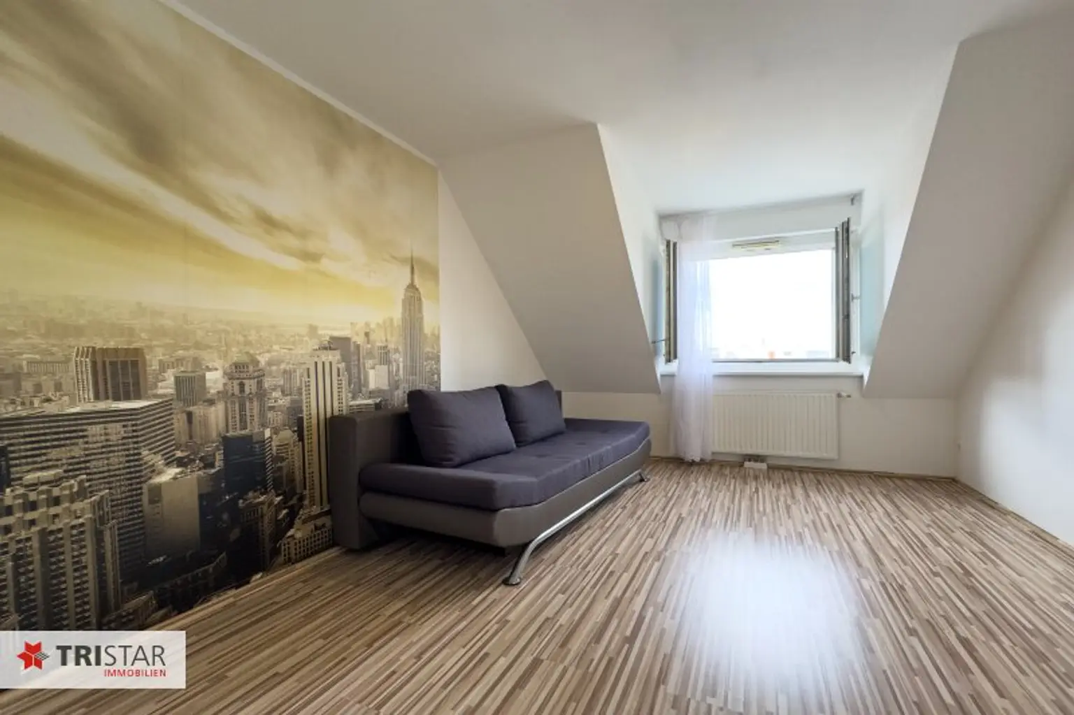 4-Zimmer-Dachtraum mit Südwest-Terrasse & Weitblick & Garage