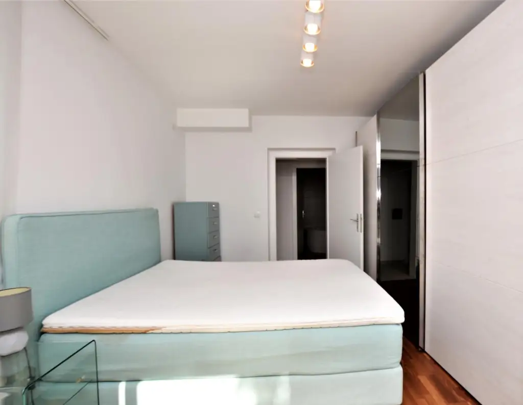 Moderner Wohntraum mit Loggia, Balkon und KFZ-Abstellplatz
