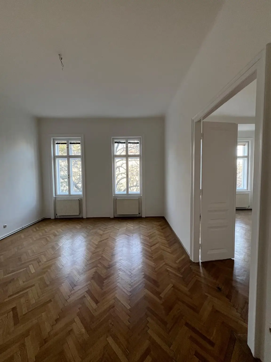 45615939-1bd2-4053-9ee5-e40257ede3f5