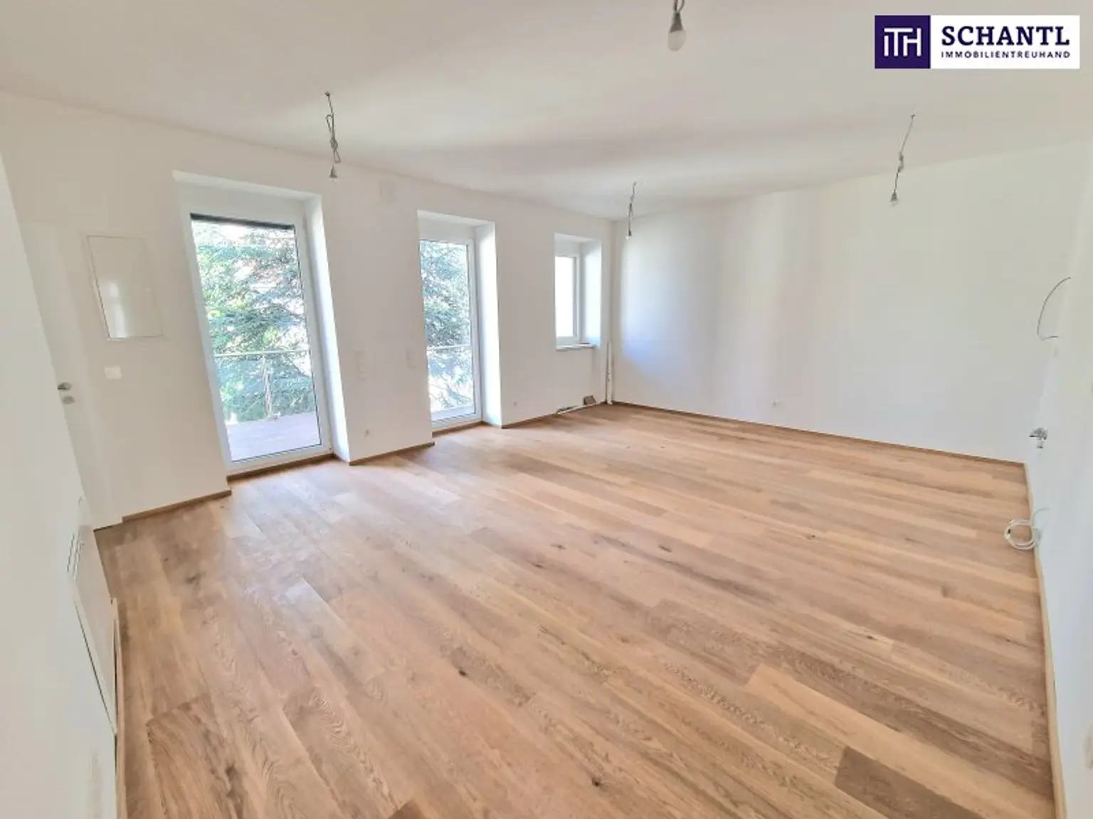 Preisreduktion! Stilvoll wohnen zwischen Altbaucharme & modernem Komfort – 4-Zimmer-Traum mit Balkon, Grünblick & Top-Infrastruktur