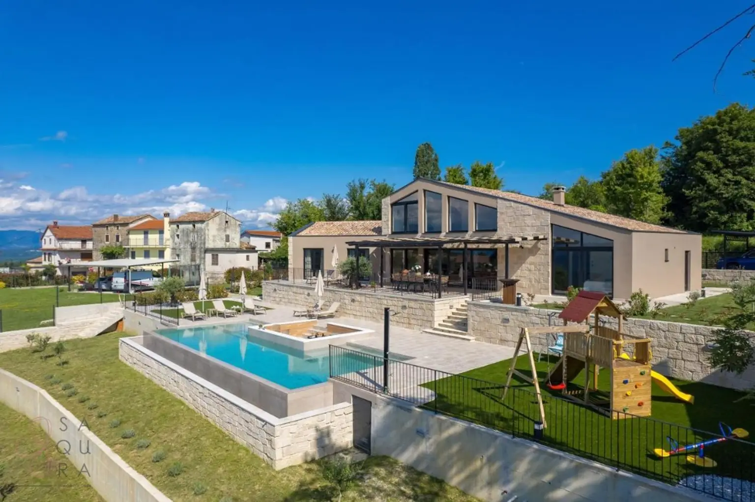 Mediterraner Rückzugsort mit Investitionspotenzial – Ihre Traumvilla in Kascerga