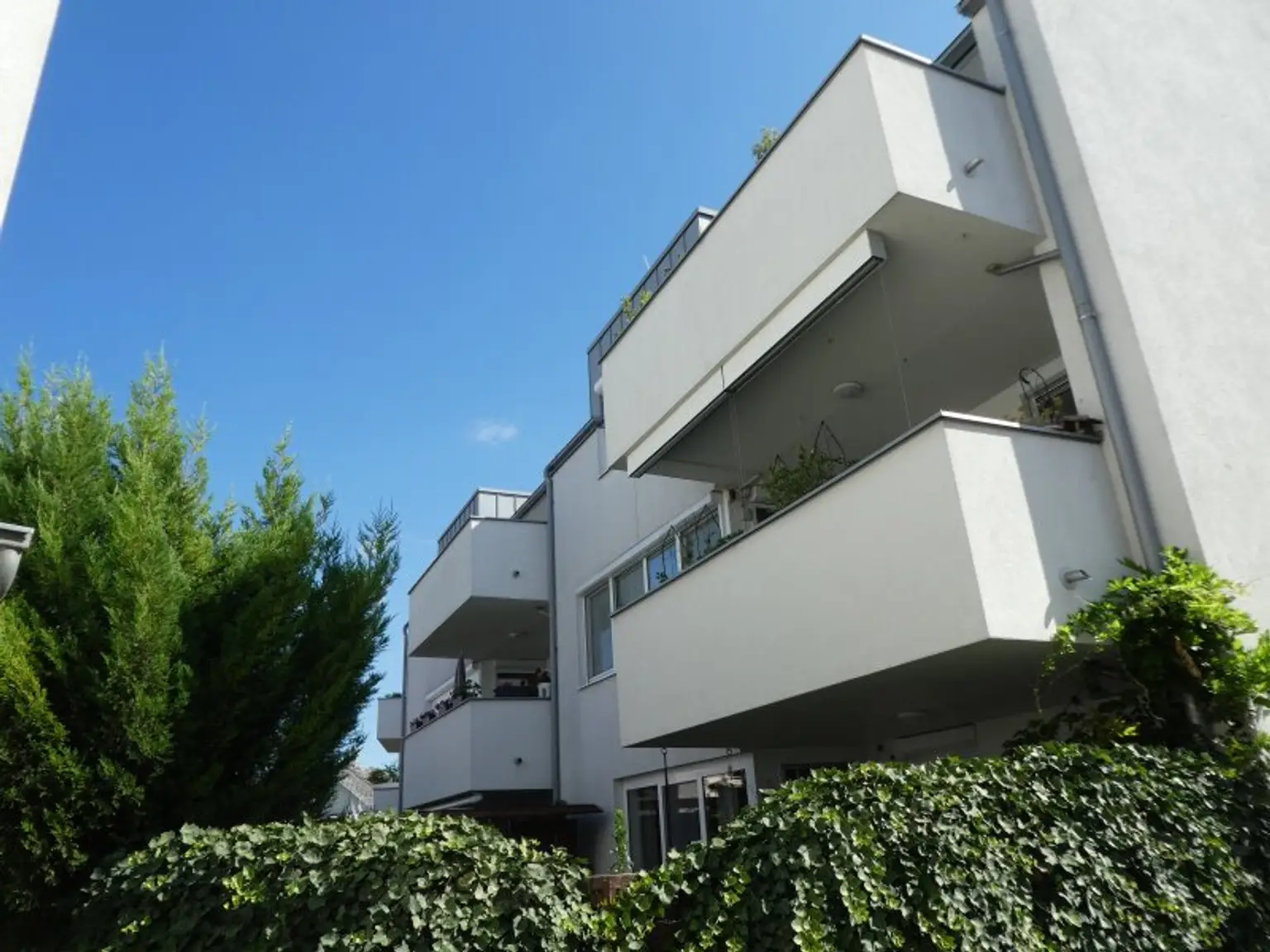 AUSBLICK - Ganz oben ist's am Schönsten - barrierefrei - inklusive TERRASSE und TIEFGARAGENPLATZ