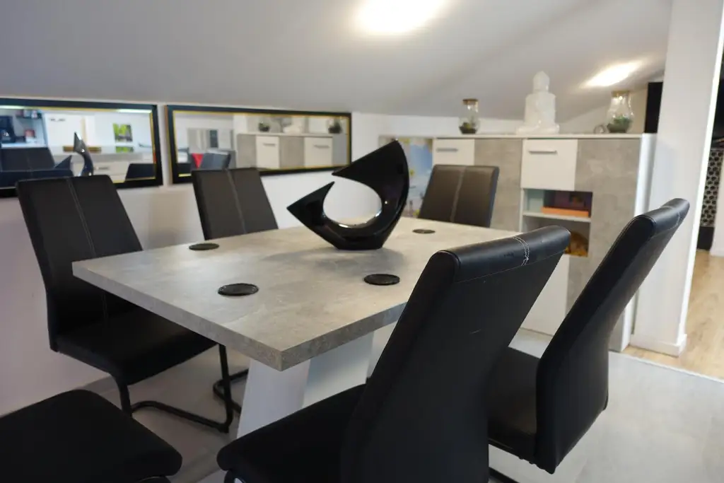 Wohnung in Einfamilienhaus mit Garten zu mieten