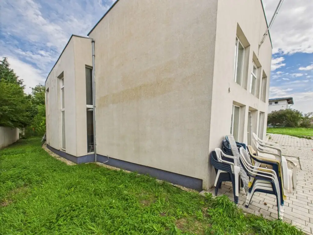 Versammlunghalle / Kirche und Verwaltungsgebäude- ab 4.523€ Kreditrate/ Monat