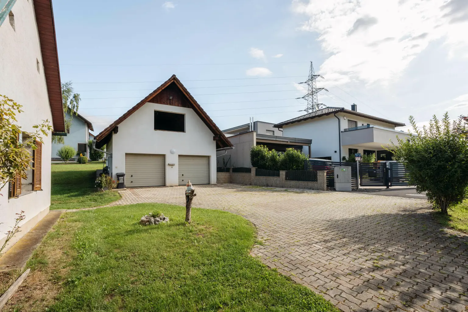 8054 Strassgang - Idyllische Liegenschaft zum Bauen, Pflanzen, Leben mit ca. 5000 m² und Altbestand in ruhiger Sackgassenlage