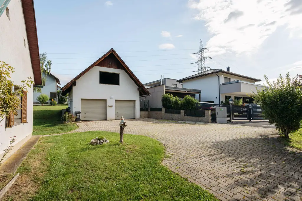 8054 Strassgang - Idyllische Liegenschaft zum Bauen, Pflanzen, Leben mit ca. 5000 m² und Altbestand in ruhiger Sackgassenlage