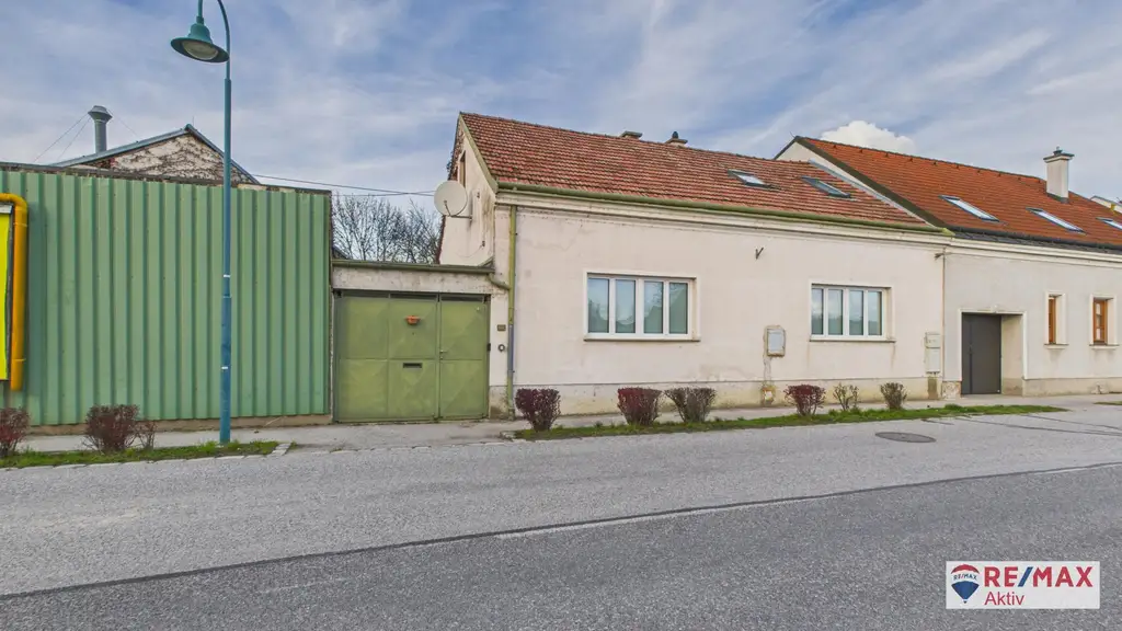 Charmantes Einfamilienhaus mit modernisiertem Bestand und gemütlichem Garten