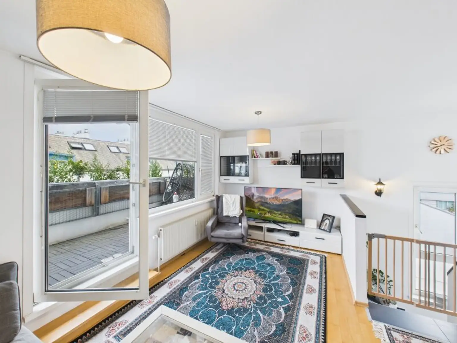 Charmante DG-Maisonette-Wohnung in 1110 Wien !