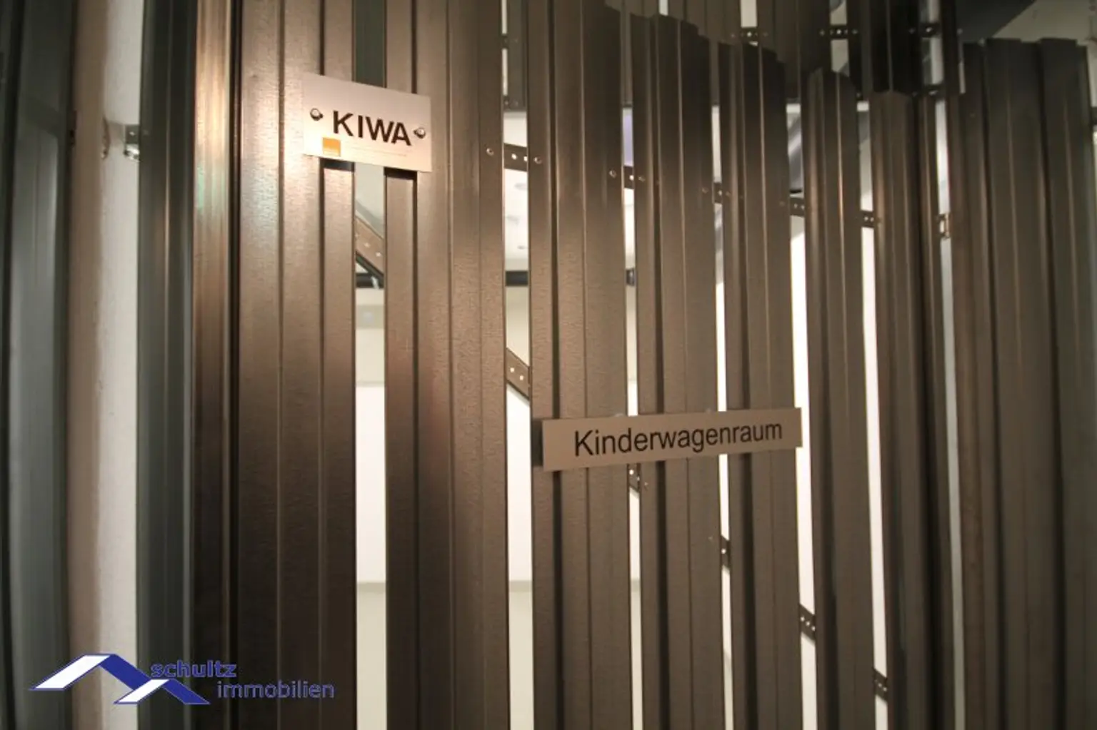 SCHULTZ IMMOBILIEN  - Traumhafte 2-Zimmer Wohnung mit Balkon!