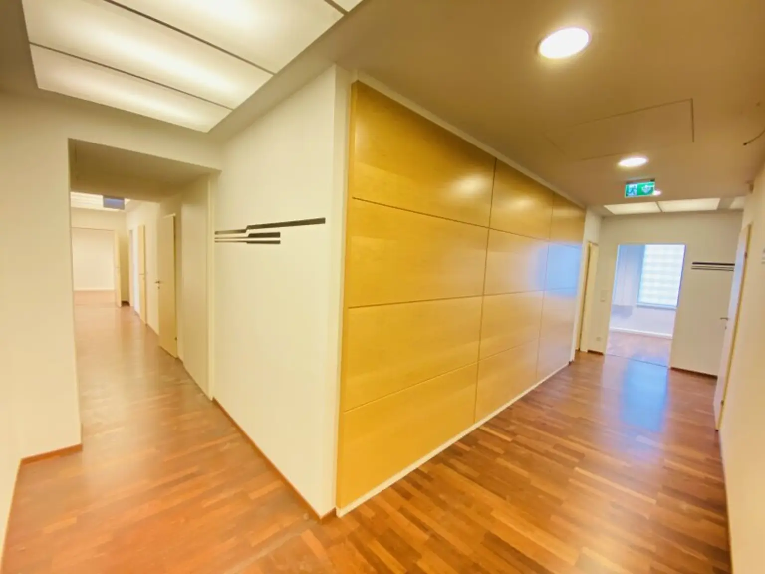 Büro/Praxisfläche- in exklusiver Lage zu vermieten