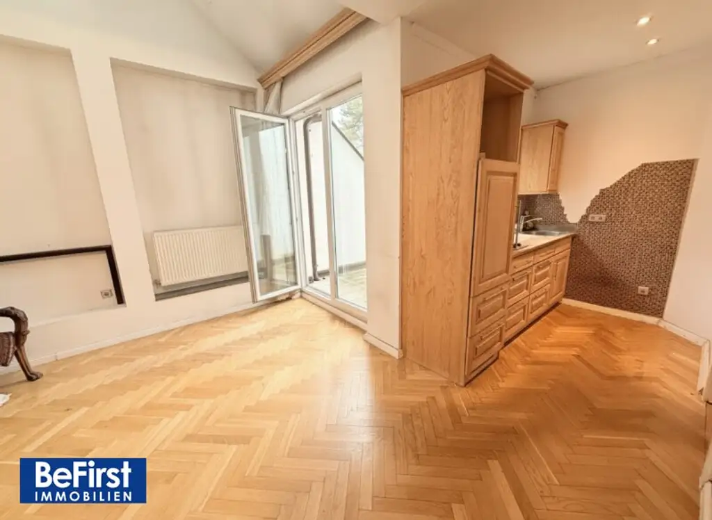 Einzigartige Gelegenheit: Traumhaftes Mehrfamilienhaus in eleganter Lage von Gersthof