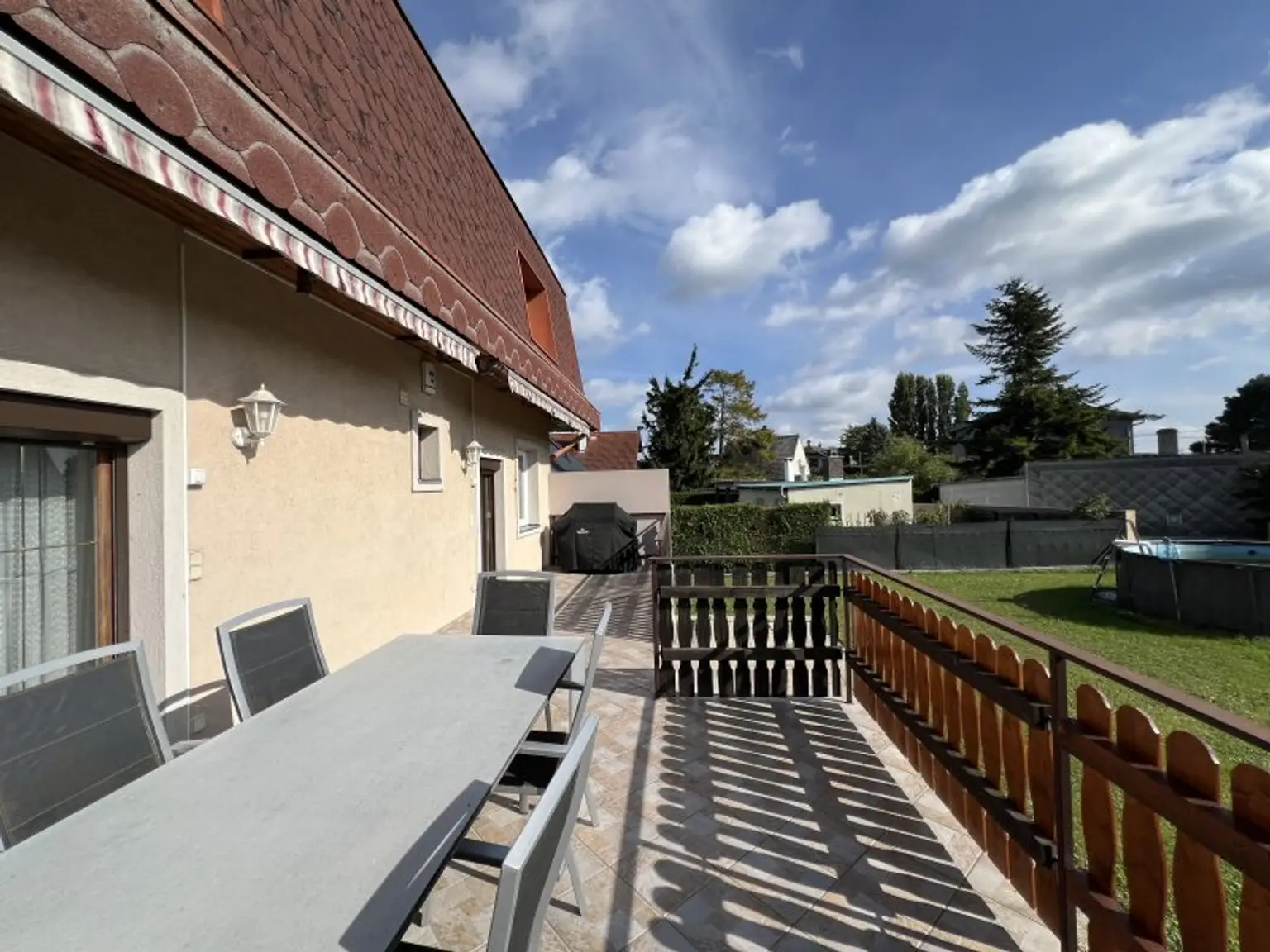 CHARMANTES EINFAMILIENHAUS
