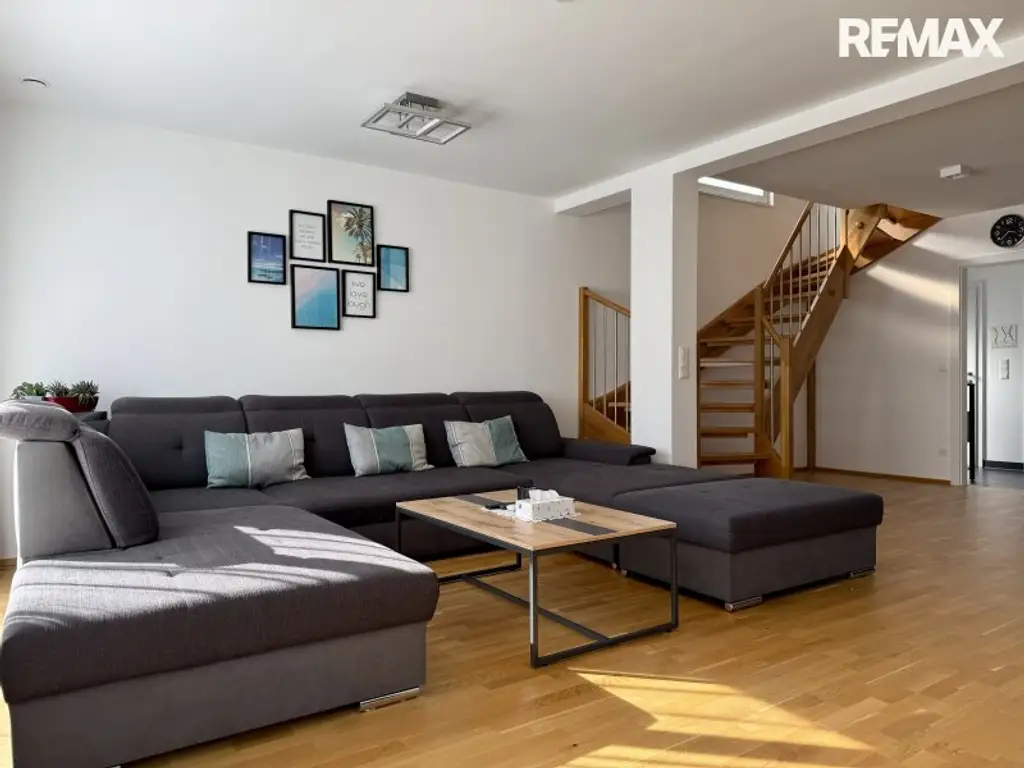 Neubauliebe – Haus mit ca. 117 m² und 2 Parkplätzen in Theresienfeld zu kaufen!