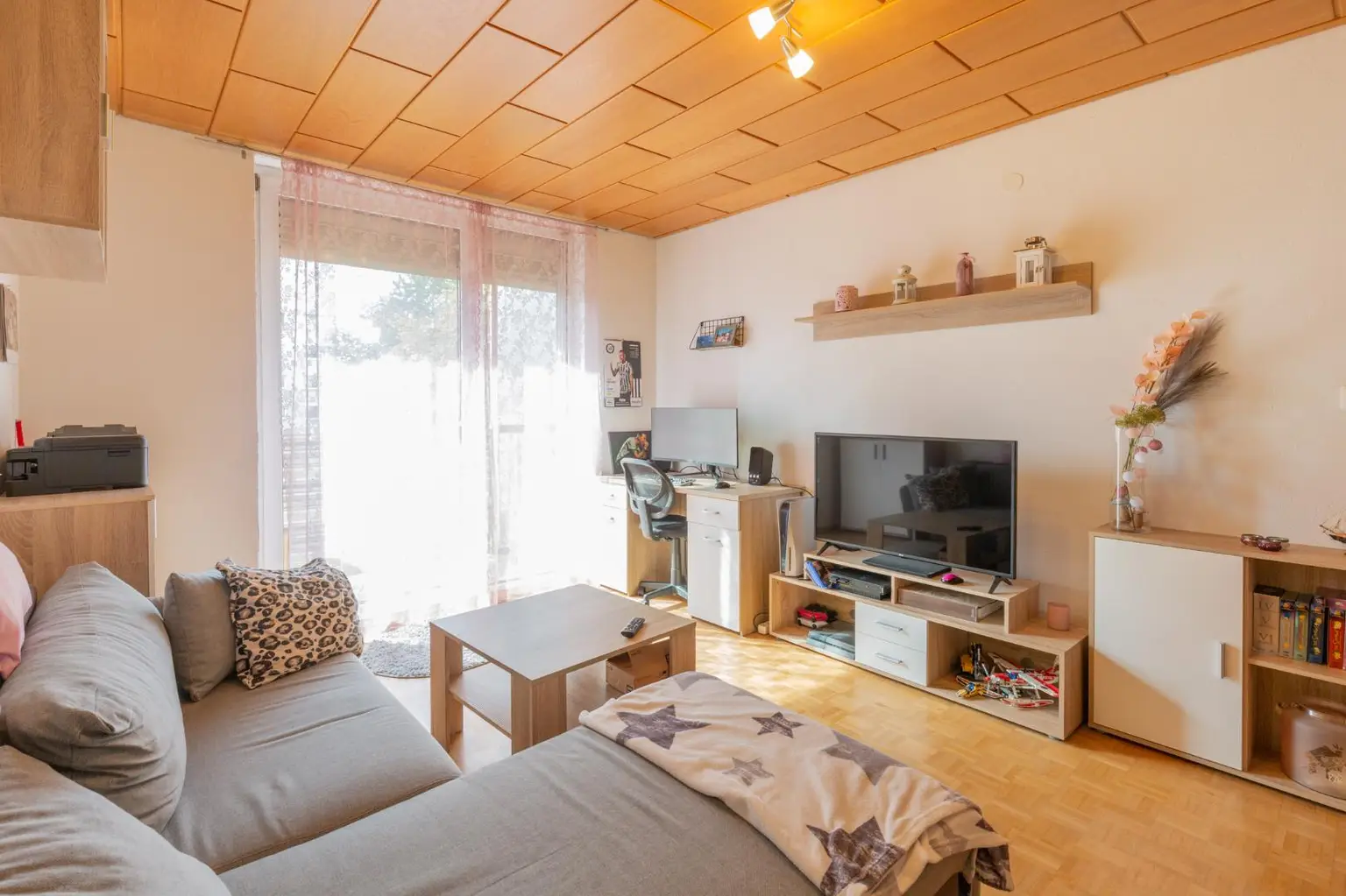 Gekommen um zu bleiben - zentral gelegene 3-Zimmer-Wohnung mit tollem Balkon - Nähe Schönaupark