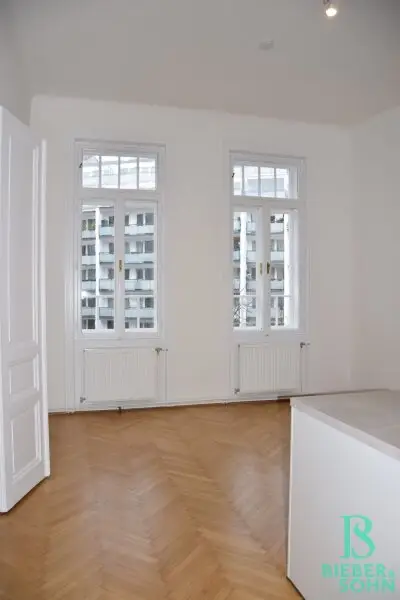 Küche mit Essplatz