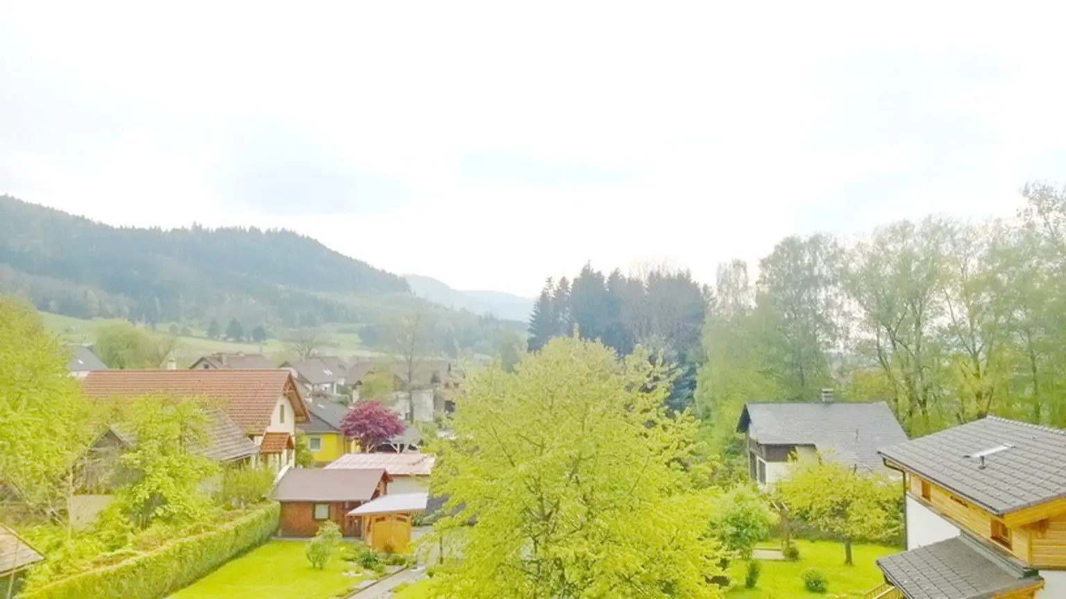 Gepflegte 2-Zimmer-Wohnung mit Küchenblock und Loggia in Langenwang im Mürztal zu mieten !