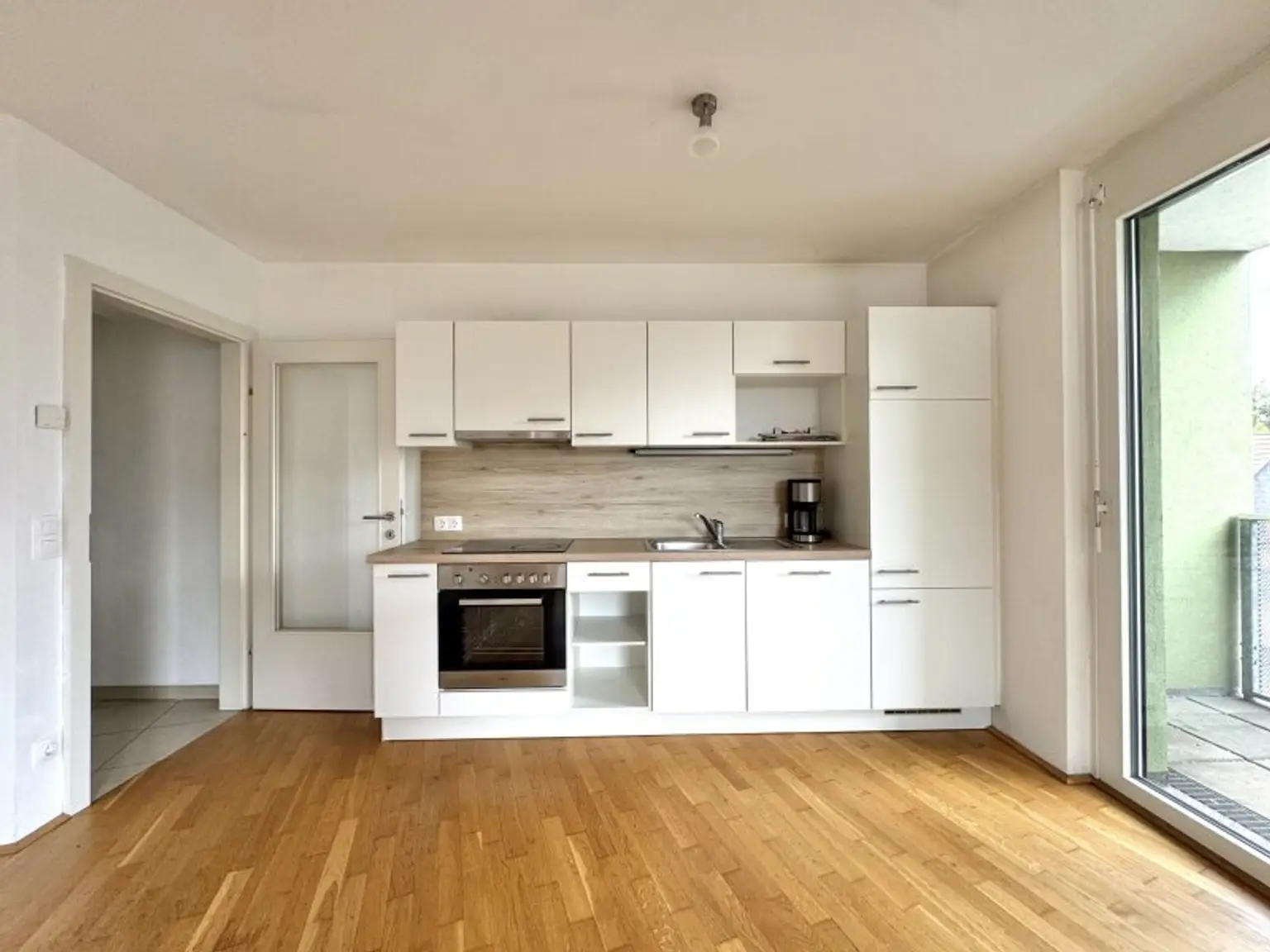Stadlauer Pärchenwohnung an der Langobardenstraße - nahe U2 Hardeggasse