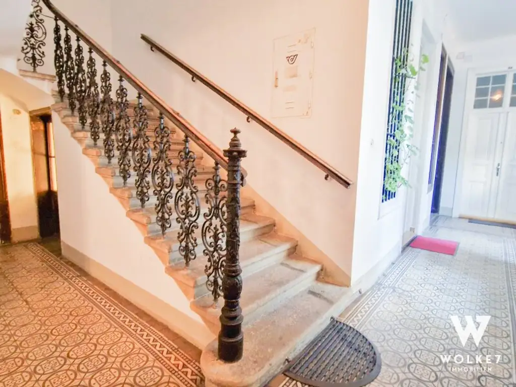 Stilvoller Altbau mit LIFT –  saniert und zentral gelegen I Nähe Eurospar I Nähe AKH | Klimaanlage I Hochwertige Küche
