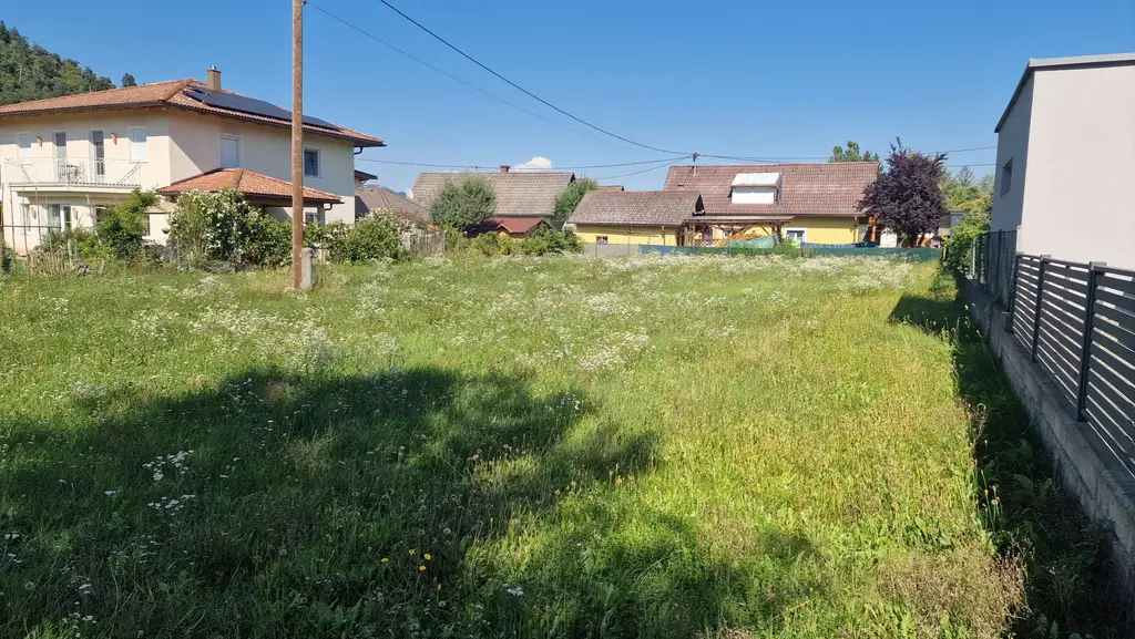 Voll aufgeschlossenes, ca. 933 m² großes Baugrundstück ohne Bauverpflichtung im Stadtzentrum