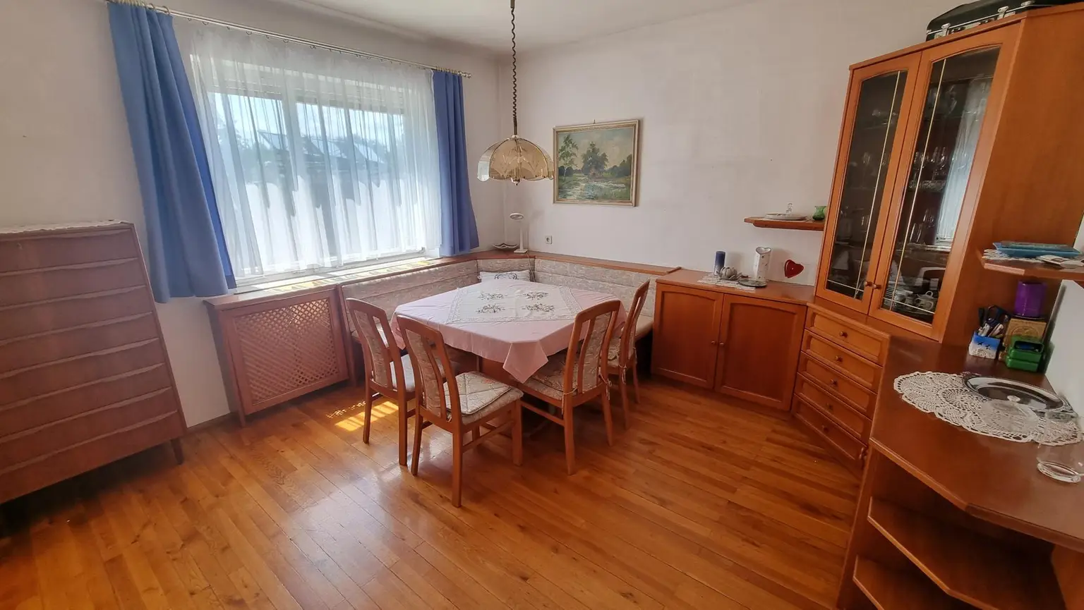 Einfamilienhaus mit Garten in Spratzern
