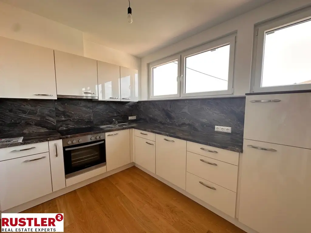 Außergewöhnliche 3-Zimmer Maisonette-Wohnung in Ruhelage
