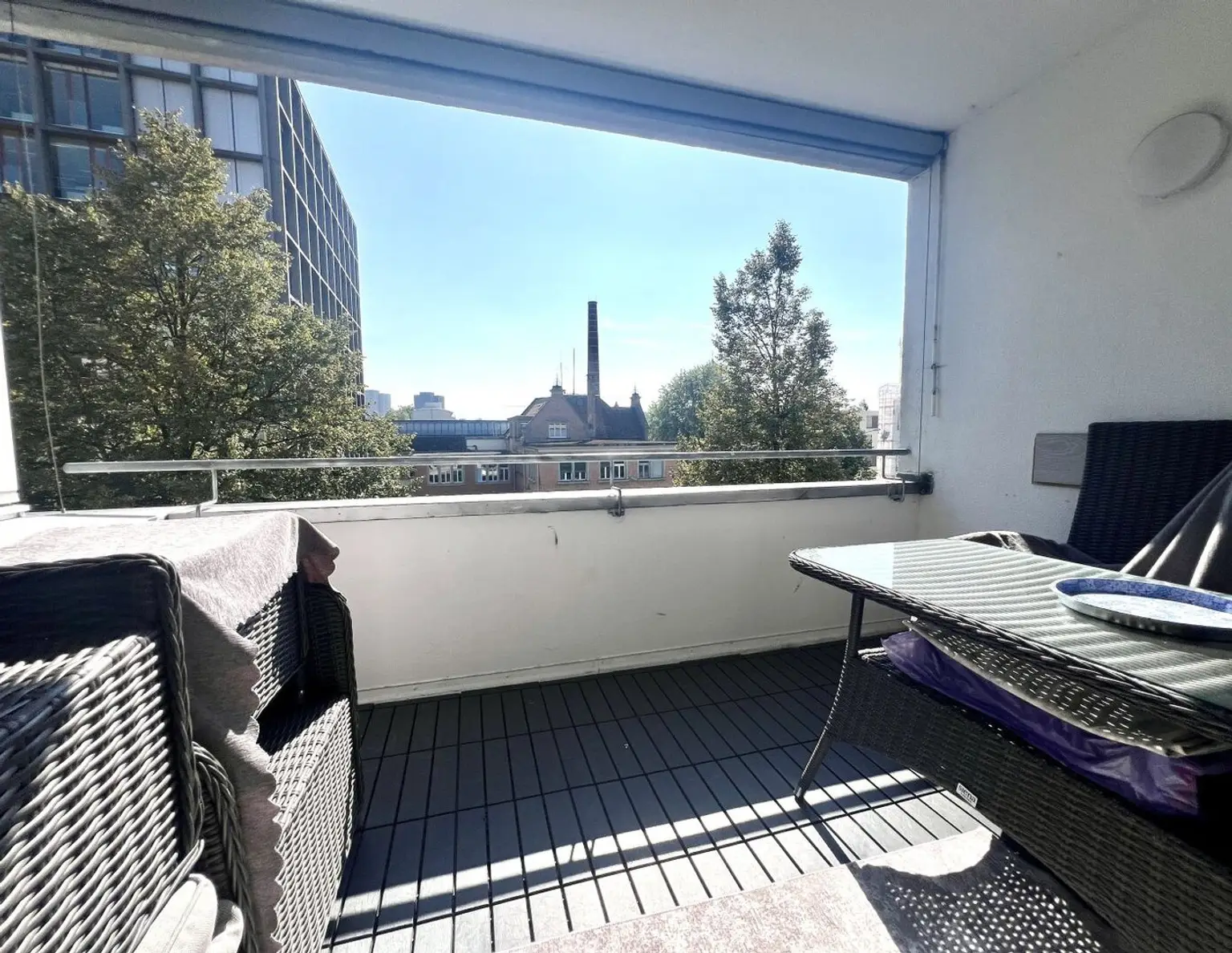 Bregenz: 4-Zimmer-Dachgeschosswohnung als Familienparadies mit Balkon & Tiefgaragenplatz