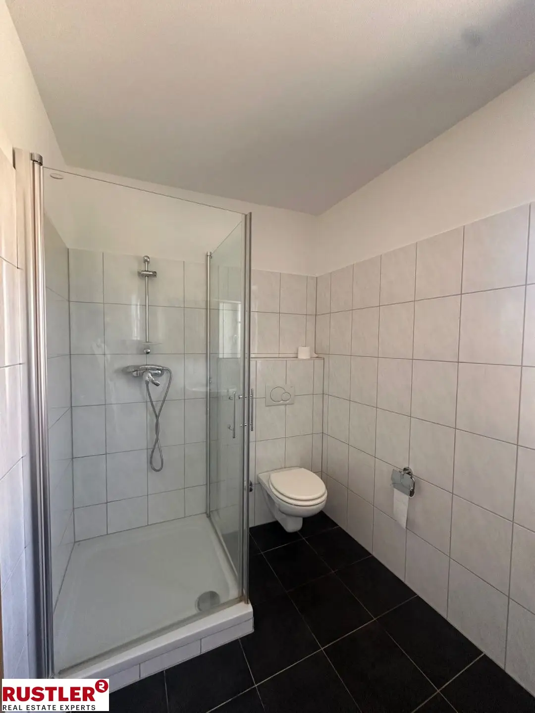 Bad mit Dusche