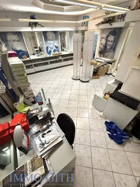 IHRE CHANCE IN DER TABORSTRASSE – REPRÄSENTATIVES GESCHÄFTSLOKAL MIT 196 M² GNF ZU MIETEN!