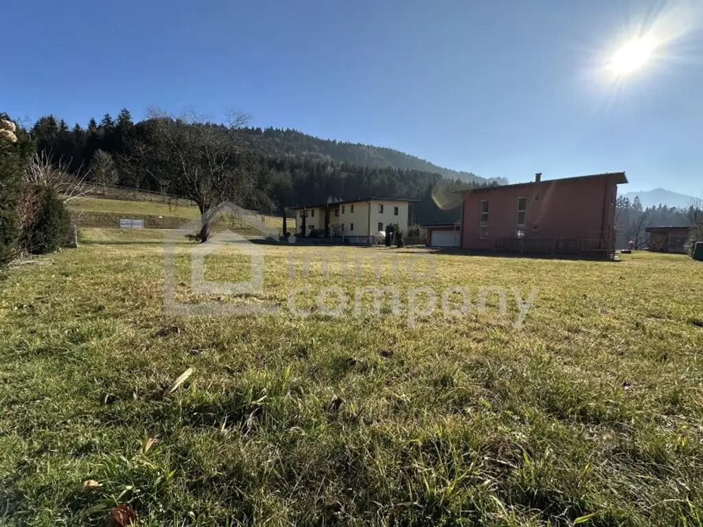 Baugrundstück Göfis, gesamt 1.579 m2, davon sind 500 m2 Bauland bereits verkauft. Flexible Grundstücksteilung des verbleibenden Baugrundstückes von ca. 1.079 m2 möglich (2 weitere von insgesamt 3 Bauparzellen oder gesam…