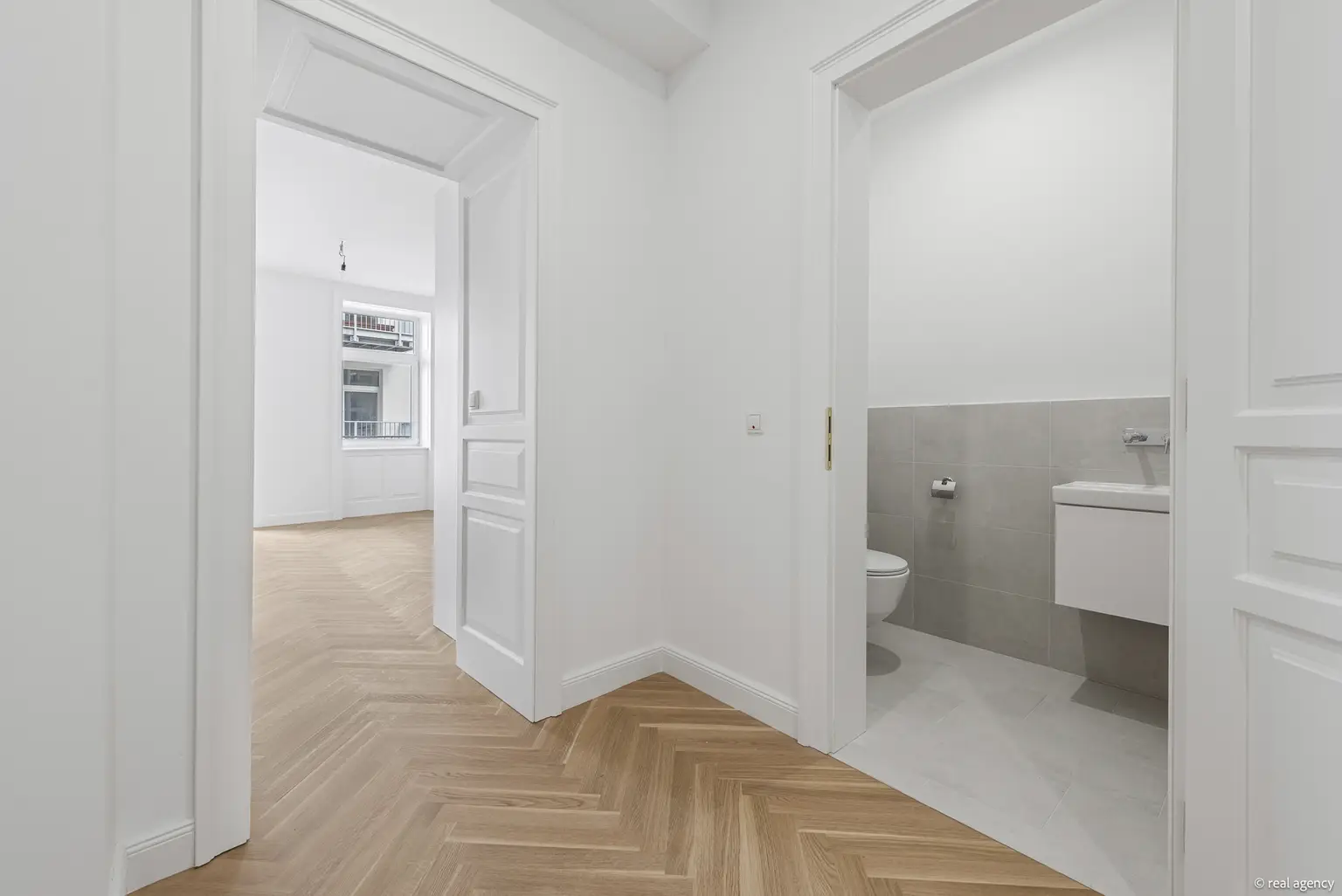 Moderne 2-Zimmer-Wohnung mit offener Wohnküche und Balkon