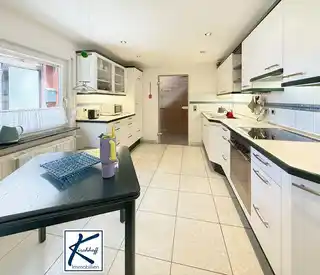 hochwertige Einbauküche