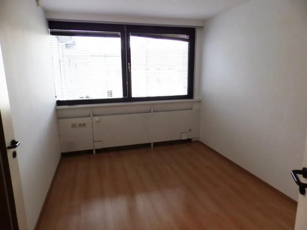 175m²  Büro/ Ordination