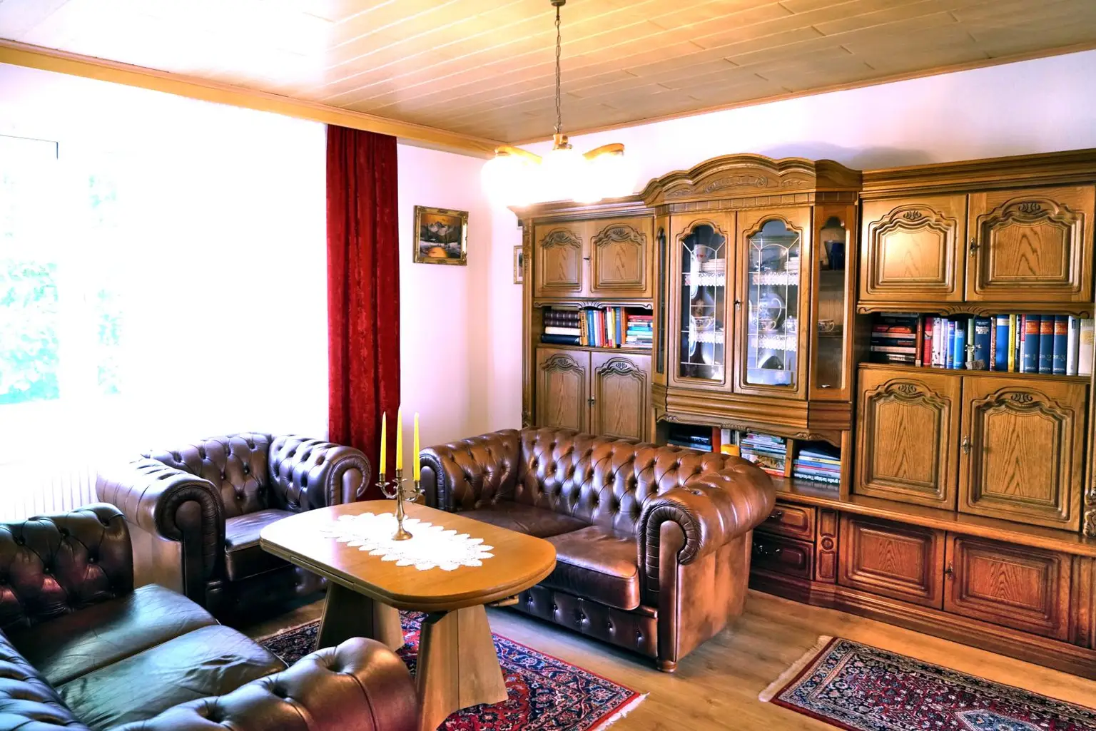 Preisreduktion! Berndorf bei Baden - Top-gepflegte 2 1/2 Zimmer-Wohnung mit Loggia!