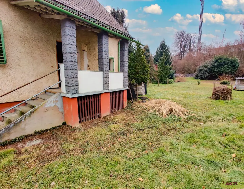 Großes Potential zentral in Gratwein. - Bis zu ca. 300 m² Nutzfläche möglich. - Chance für As-Sanierung.