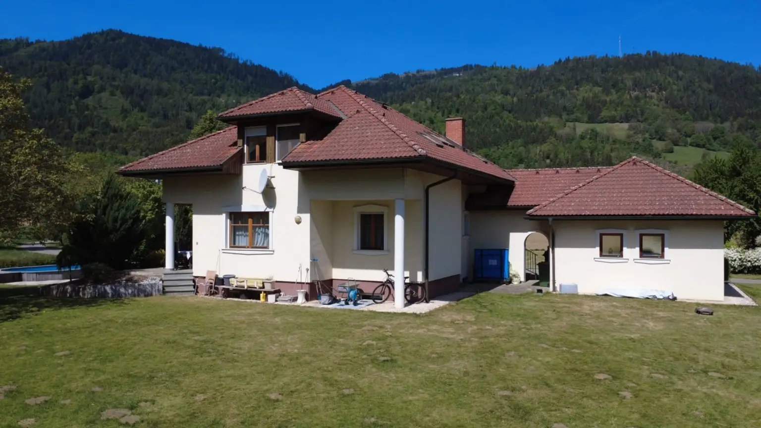 Haus Rückansicht