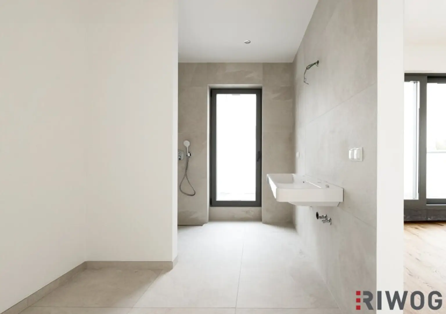 ERSTBEZUG | 5 Zimmer | Exklusive Doppelhaushälfte  | ca. 104 m² Garten | Luftwärmepumpe | KFZ-Stellplatz | 5 Minuten ins Zentrum Perchtoldsdorf