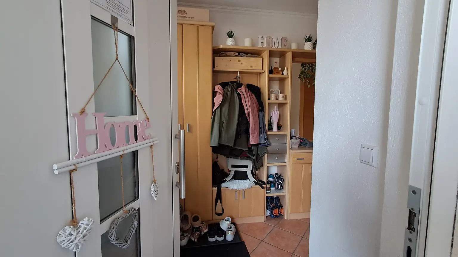 Exklusives Wohnerlebnis in Pfunds: Charmante Terrassenwohnung mit Penthouse-Charakter