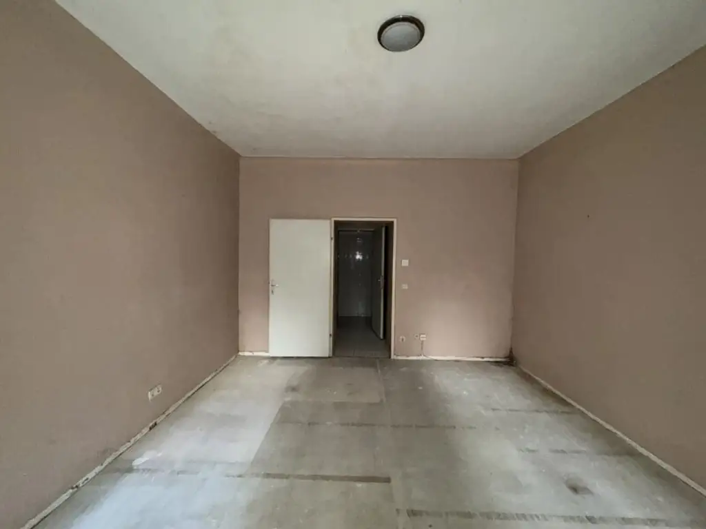 Tolle Wohnung in super Lage! 1150 Wien - Jetzt zuschlagen und renovieren!