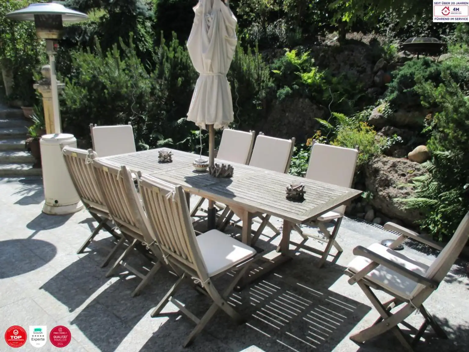 Exklusiv eingerichtete Villa mit orientalischem Hauch in absoluter Ruhelage in einer der begehrtesten Wohnlagen des südwestlichen Wienerwalds