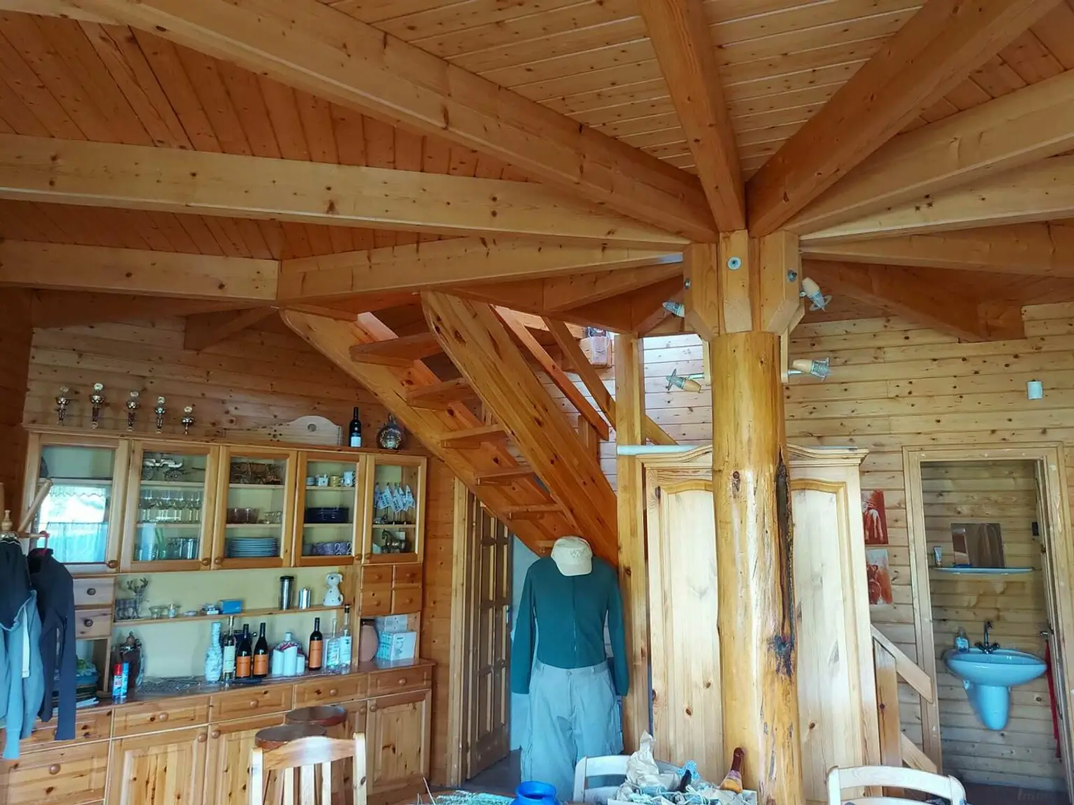 Reiterhofensemble fuer div. Therapiemöglichkeiten bzw. Nutztierhalerhaltung mit Chalets in Aussichts- und absoluter Ruhelage