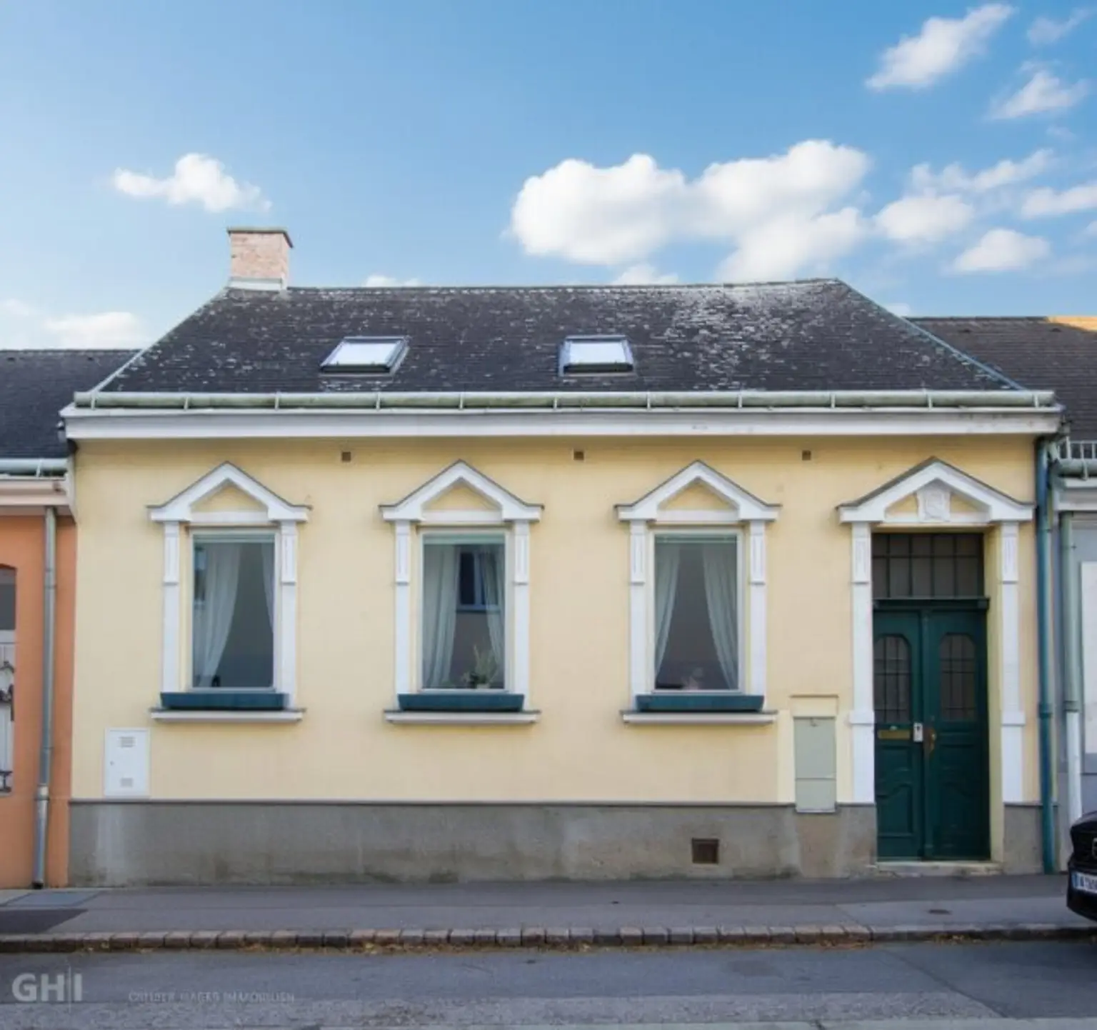 Ruhe-Oase im 13. - Charmanter Rückzugsort mit uneinsehbarem Garten und Pool