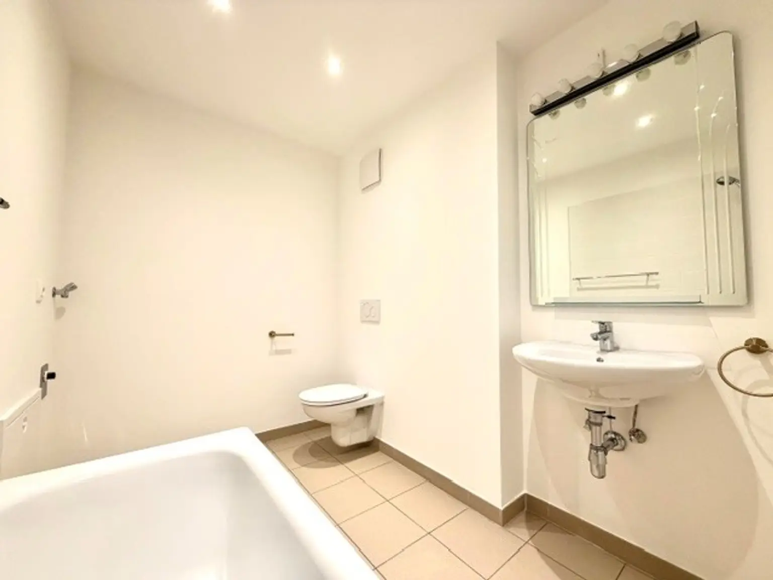 L | NEU ++ Helle ZWEI Zimmer in Klosterneuburg | Prima Service Immobilien
