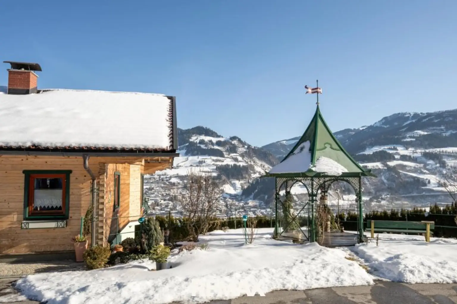 "Landwirtschaft mit Tischlerei in St. Johann im Pongau"