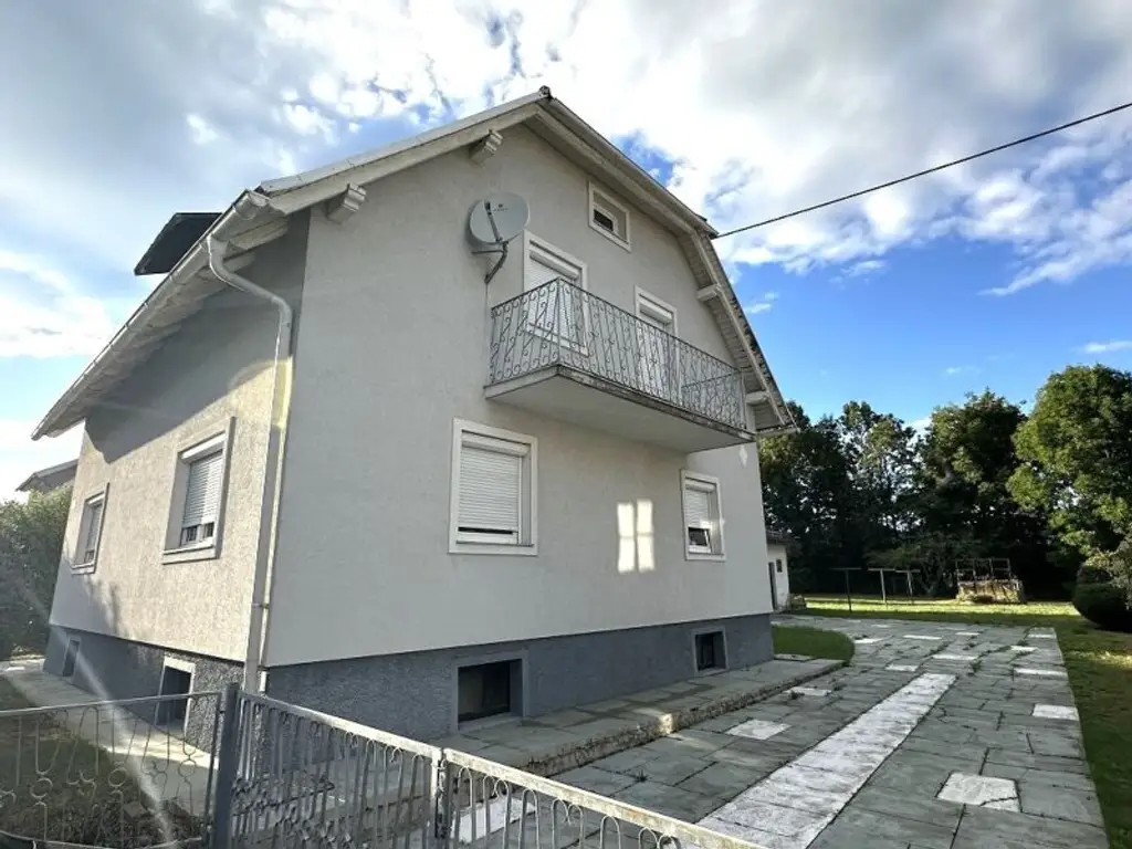 WOLFSBERG - SANKT THOMAS, 160 m2 Einfamilienhaus mit Potential, Vollkeller, 1139 m2 Grundstück, Wirtschaftsgebäude