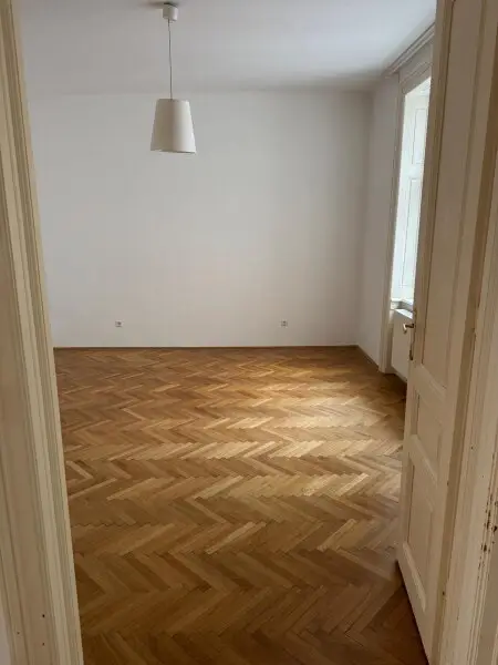 Urbaner Wohntraum in Wien: Helle 3-Zimmerwohnung in 1040 Wien nahe dem Hauptbahnhof! WG-Geeignet!