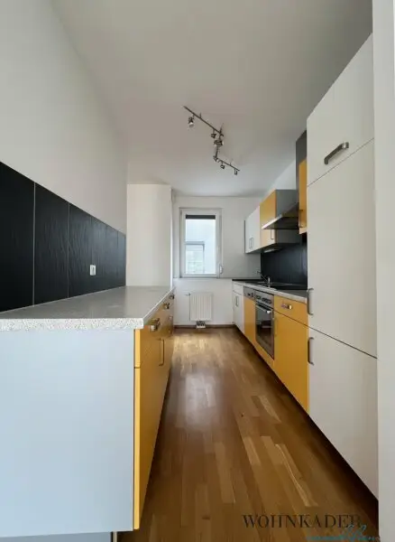 Moderne 3-Zimmer-Wohnung mit Loggia zum ruhigen Innenhof – Nähe Karmelitermarkt