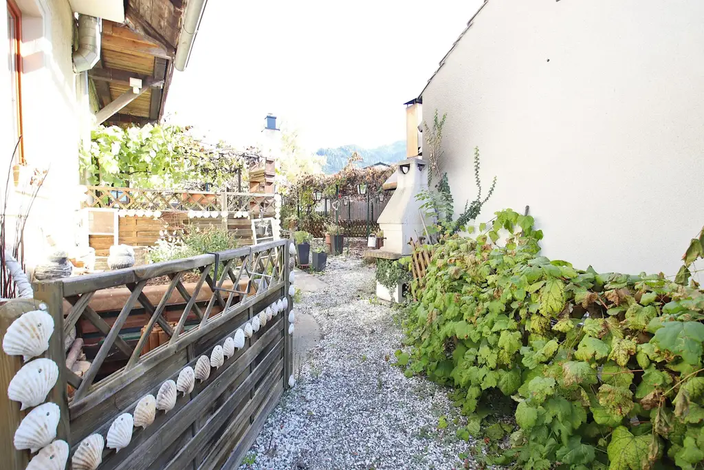 Gasthaus in Leoben-Göss | großzügiger Garten | inkl. Nebengebäude und Carport | 5 Gästezimmer | IMS Immobilien KG