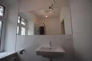 Badebereich - Charmantes 2 Zimmer Atelier Kauf 15. Bezirk Wien