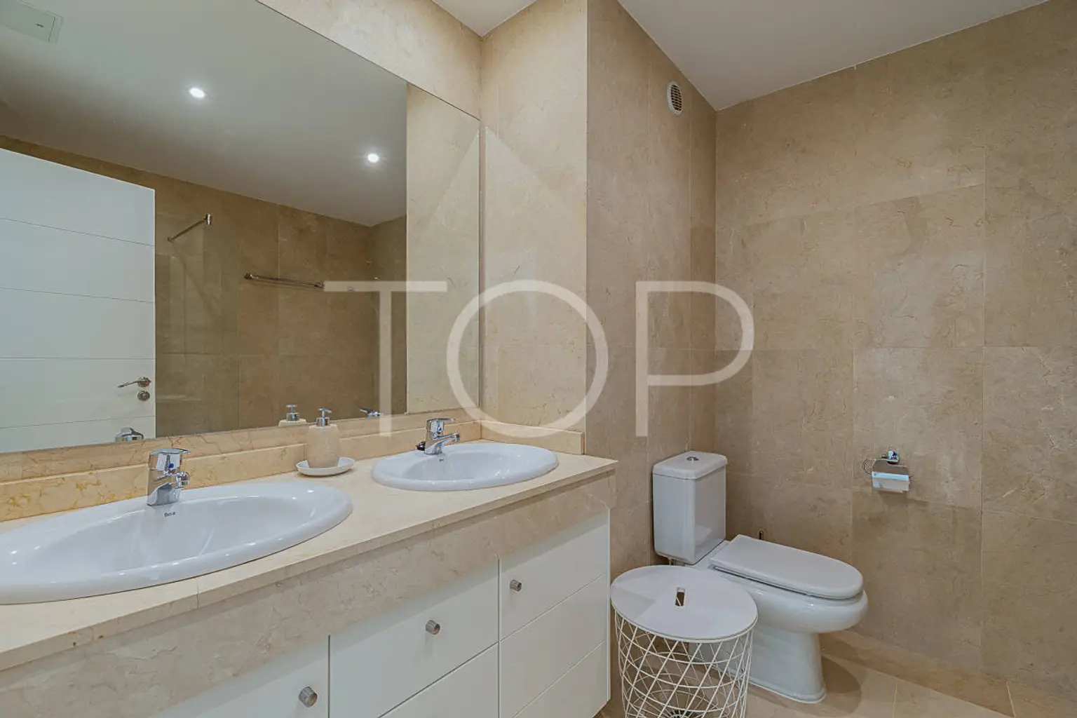 Apartament-La-Caleta-Bathroom1-Tenerife-3