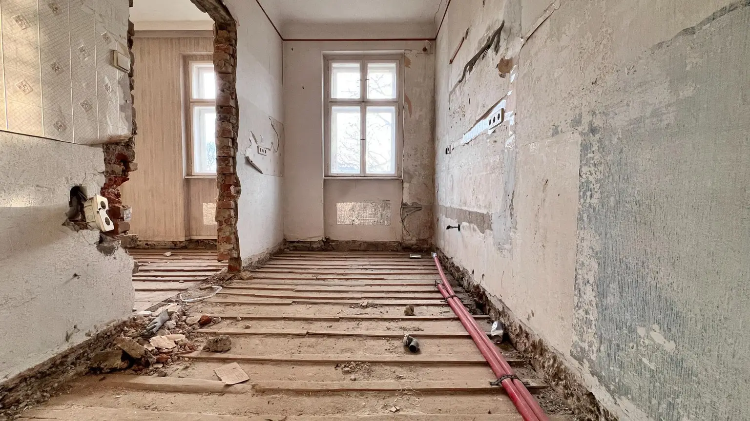 -20000434_1004159911_16344373